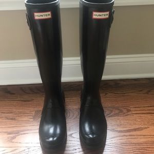 Adjustable Black Glossy Hunter Boots